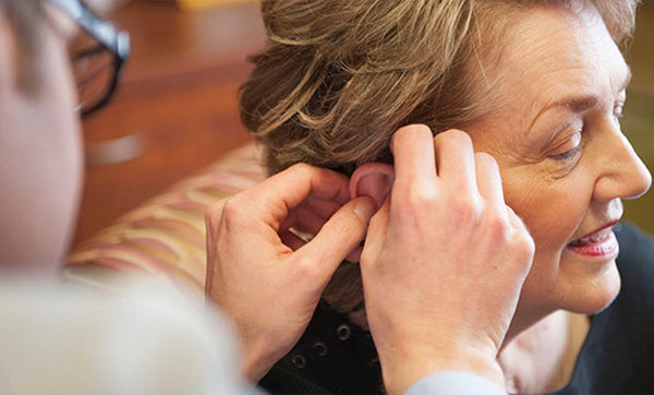 The Benefits of BTE Hearing Aids: Comfort and Convenience